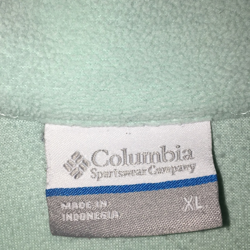 columbia pullover (soft) - Picture 3 of 3